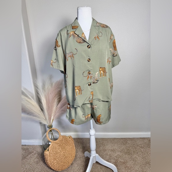 Green Animal Print Button Up and Short Set - Picture 3 of 12